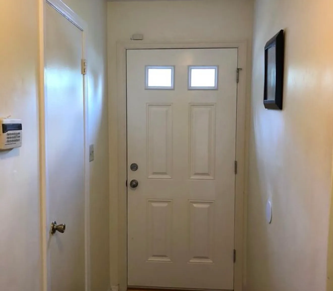 2 bed, 2.5 bath, 1350 sqft, $2,900 — Photo 3