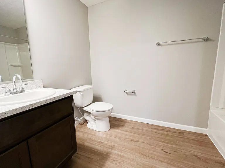 2 Bedroom Beulah Bathroom
