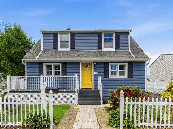 222 Raritan Street, Keyport, NJ 07735