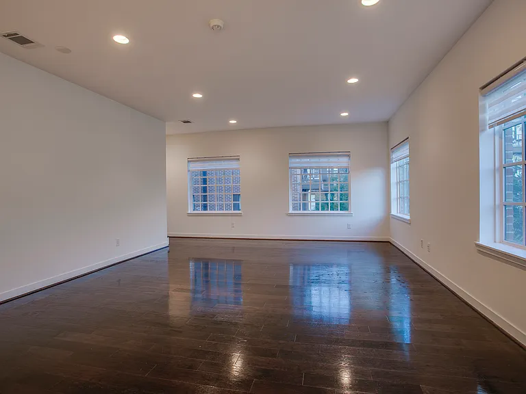 602 Finley Ct — Photo 20