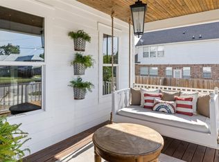 1109 E Oakdale Rd, Irving, TX 75060