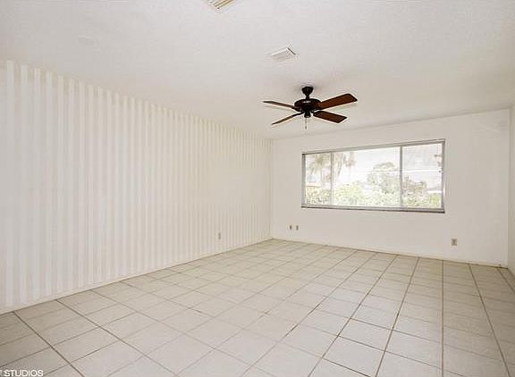 2nd image of 48 7th St