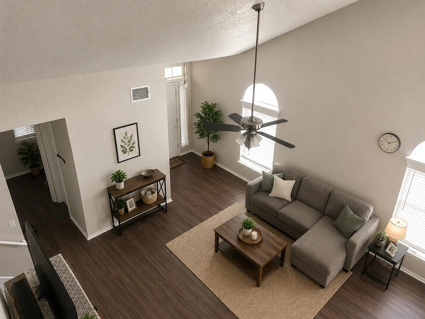 3 bed, 2.5 bath, 1788 sqft, $2,050 — Photo 3