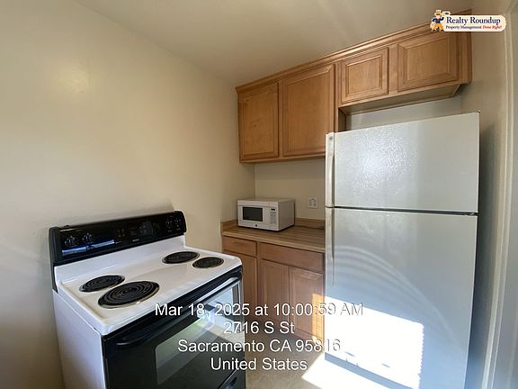 3rd image of 2726 S St