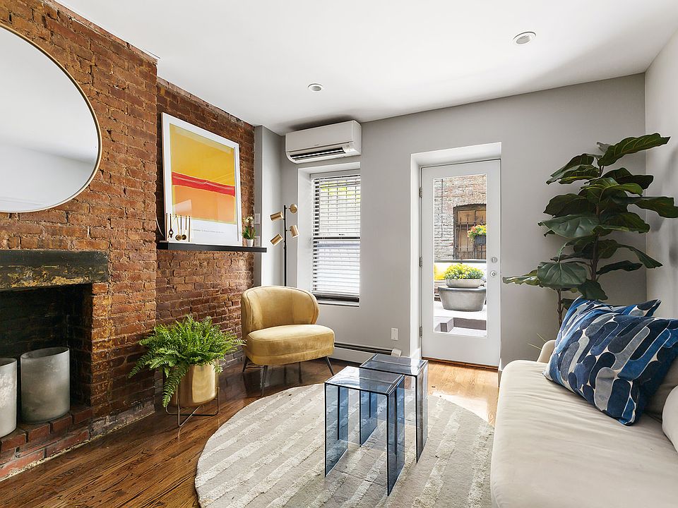 1st image of 118 Suffolk St APT 1B
