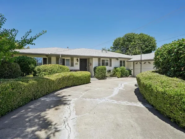 507 E Benjamin Holt Dr, Stockton, CA 95207