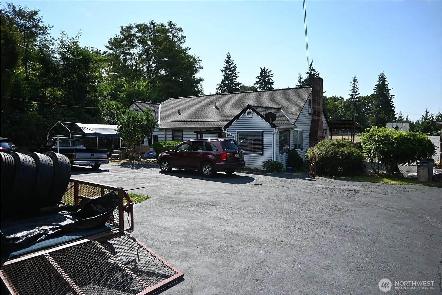937 Pearl Street photo 1