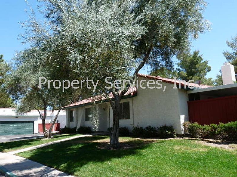 1st image of 744 Heritage Vista Ave