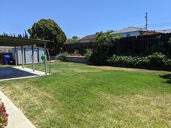 3rd image of 2272 Krueger Dr