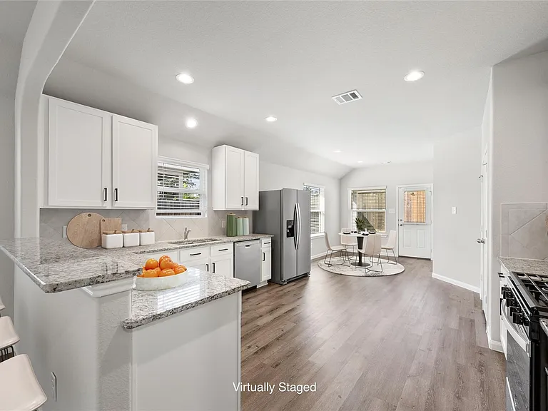 2546 Steelhead Dr — Photo 5