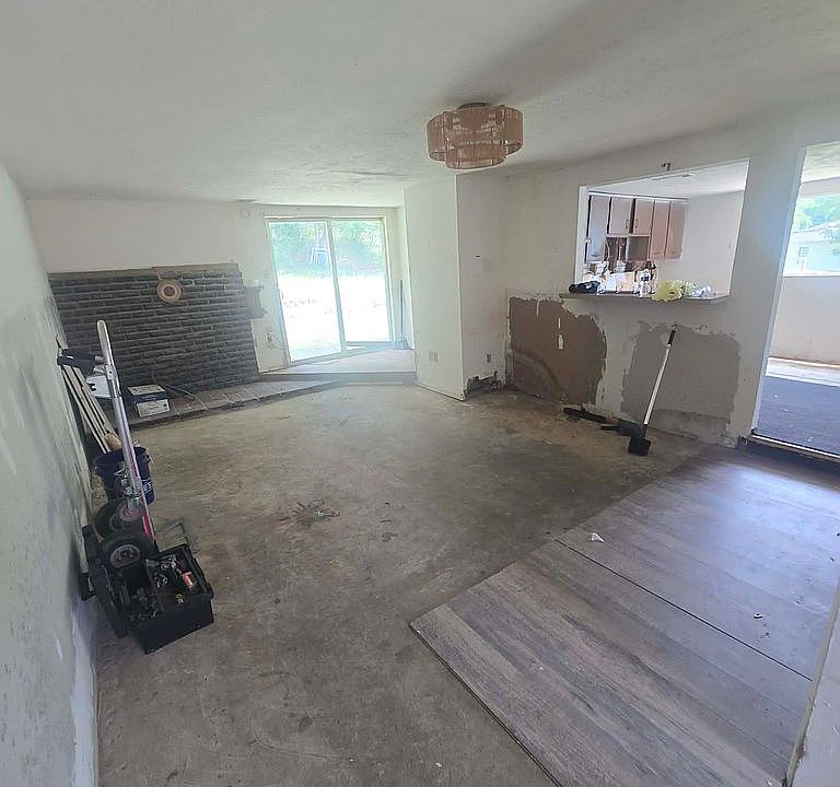 1st image of 20 5th St