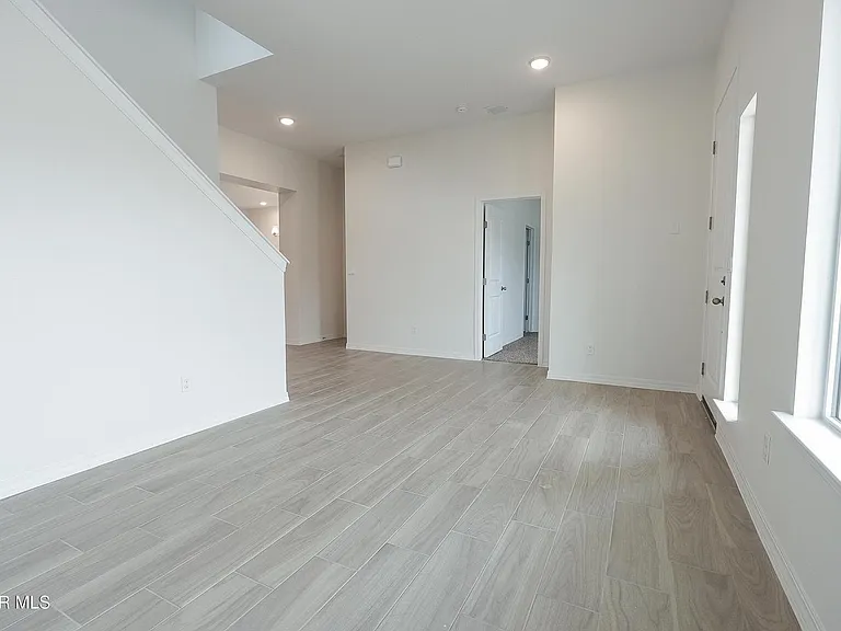 14313 Steve Joyce Pkwy — Photo 3