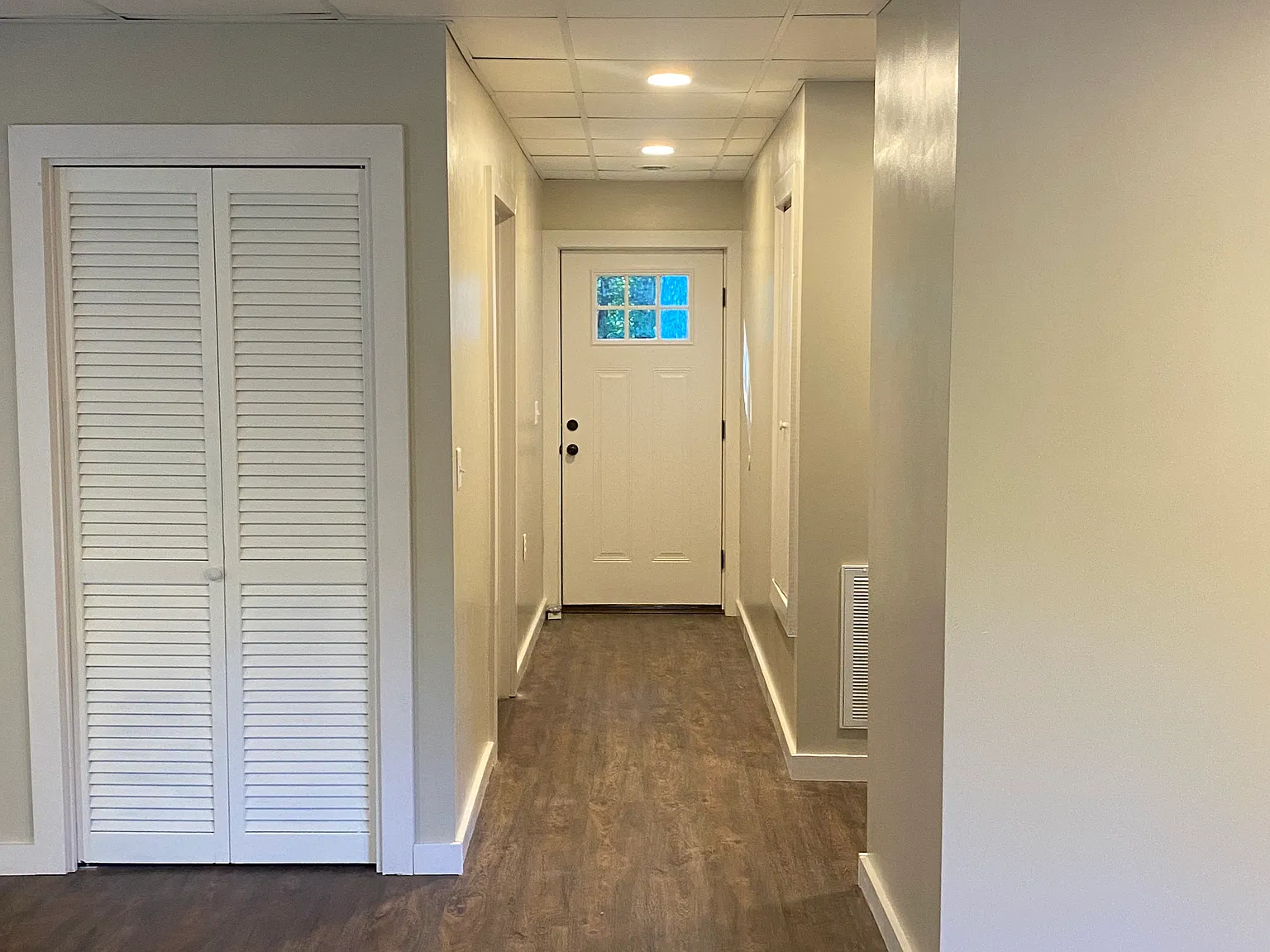 2 bed, 1200 sqft, $1,100 — Photo 3