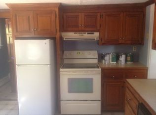 10 Parker Point Rd, Hopkinton, MA 01748