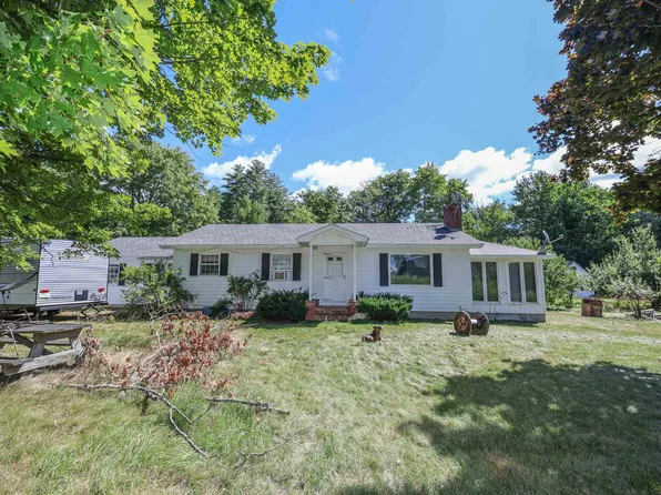 24 Manselville Road, Deering, NH 03244