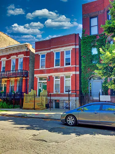 1751 W Erie St #BF Photo 1
