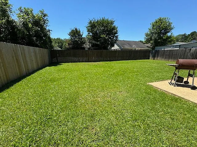 113 Willow Creek Rd — Photo 13