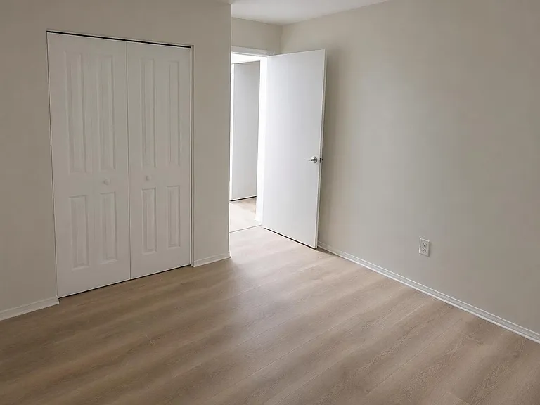 120 Dumbarton Hill Ct — Photo 6