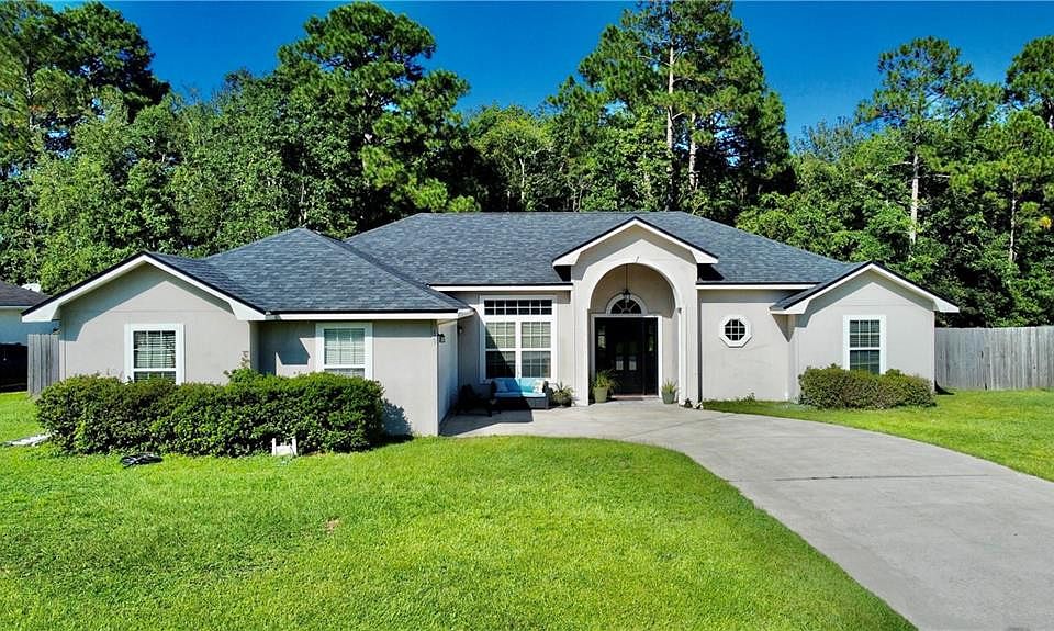 1st image of 129 Camellia Dr