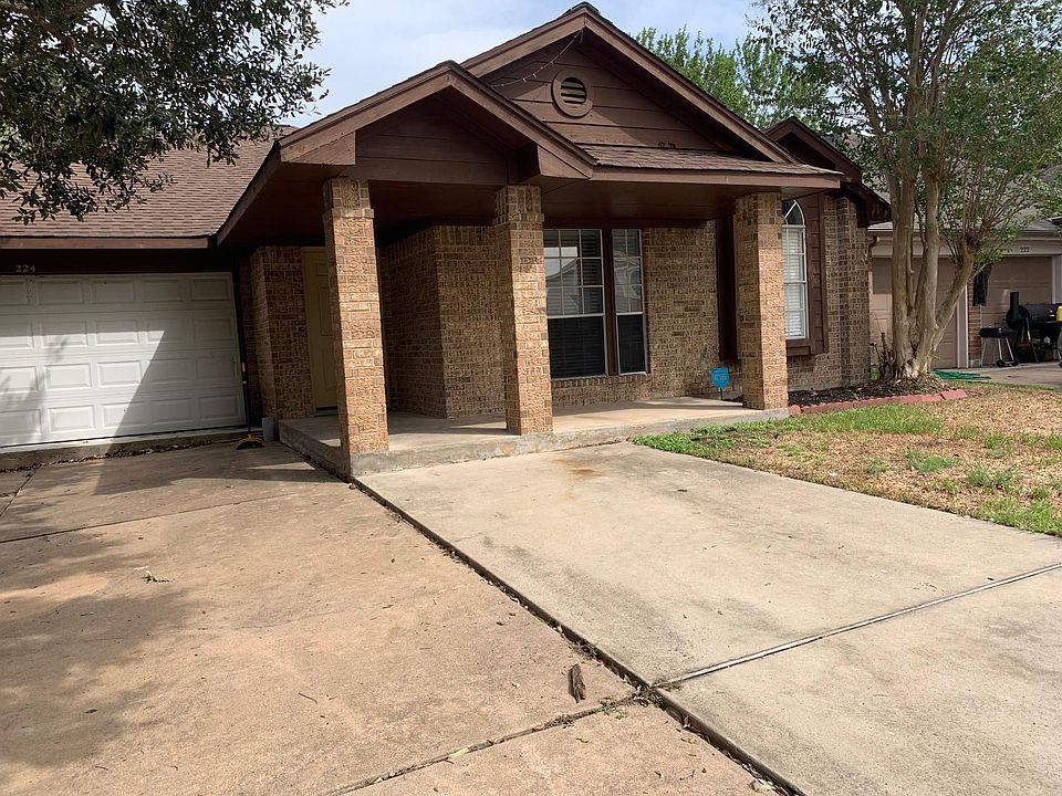 1st image of 224 Almond Dr