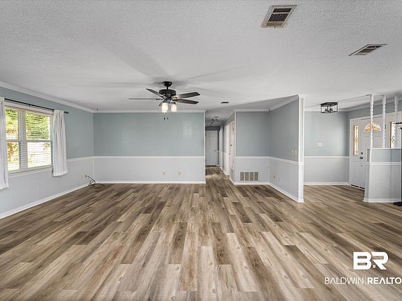 2nd image of 4000 Henning Dr S