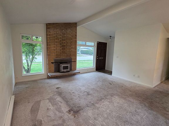 3rd image of 4516 188th St SW