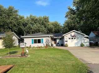 1607 S Cedar Ave, Marshfield, WI 54449