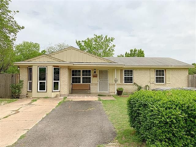 1st image of 2200 Arcady Ln