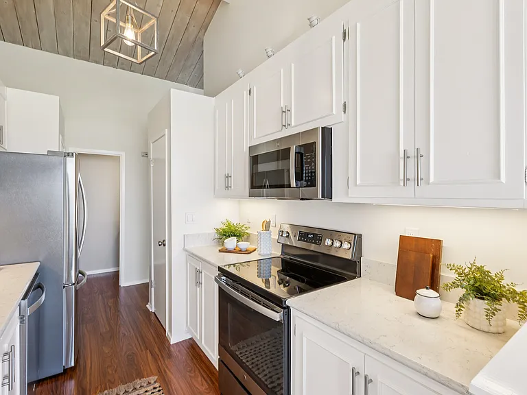 149 Filbert Ave — Photo 7