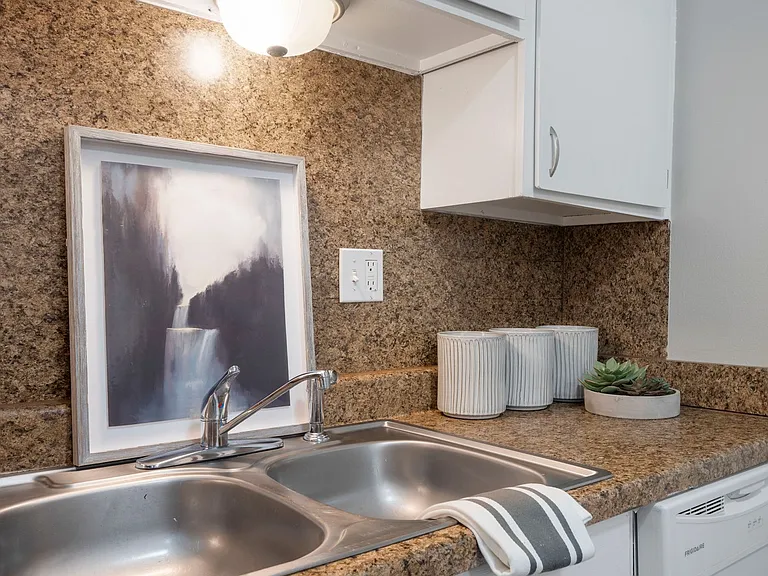 The Park @12Twenty - Save $200 OFF Move-In Costs! Apply Today! — Photo 67