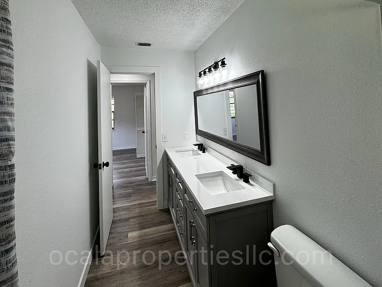 3380 NE 44th Pl — Photo 31