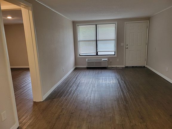 5th image of 709 N 17th Ave #C2