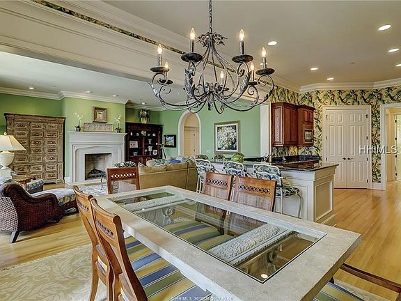 4th image of 156 S Shore Dr #156