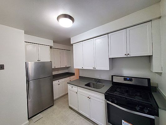1st image of 4242 80th St APT 7R