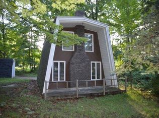 8850 Crockett Rd, Williamsburg, MI 49690