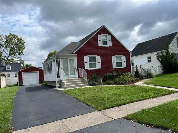 439 Birch Rd, Hellertown, PA 18055