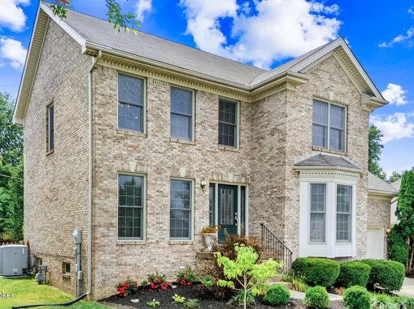 12005 Edenwood Dr, Middletown, KY 40243