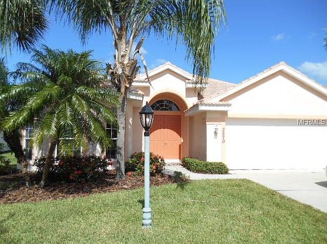 1st image of 3570 Royal Palm Dr