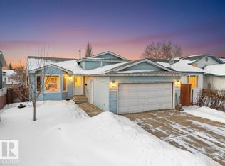 2516 42nd St NW, Edmonton, AB T6L 4M8