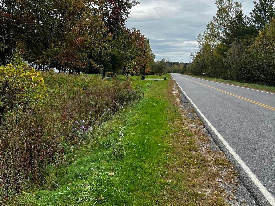 2nd image of 261 Lyons Rd