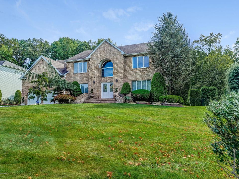 2nd image of 21 Green Ridge Dr