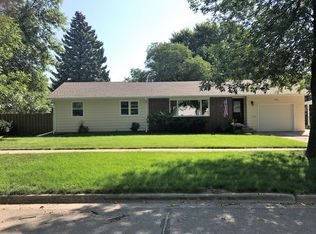 1720 Illinois Ave SW, Huron, SD 57350