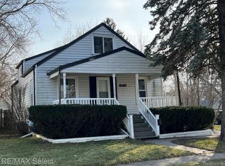 646 Beach St, Mount Morris, MI 48458