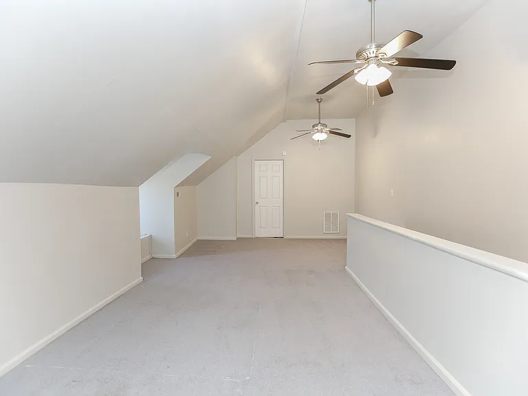1439 Moultrie Ave #3 — Photo 11