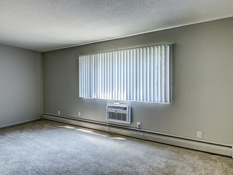 Cottage Terrace Apartments — Photo 12