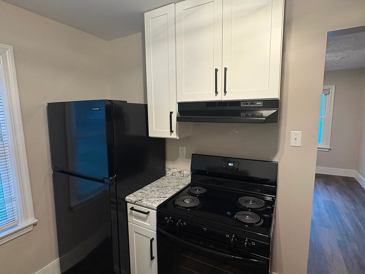 1 bed, 525 sqft, $845 — Photo 2