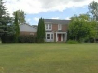 3337 Landview Dr, Rochester, MI 48306