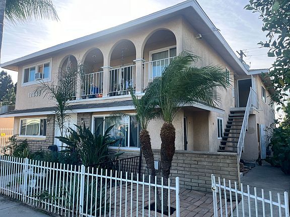 4th image of 12543 Rose Ave #202