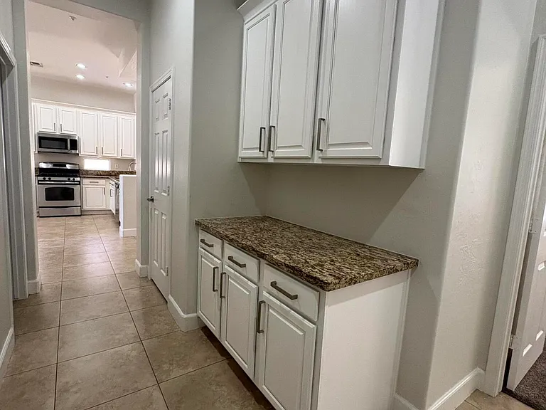 7729 E Tailspin Ln — Photo 12
