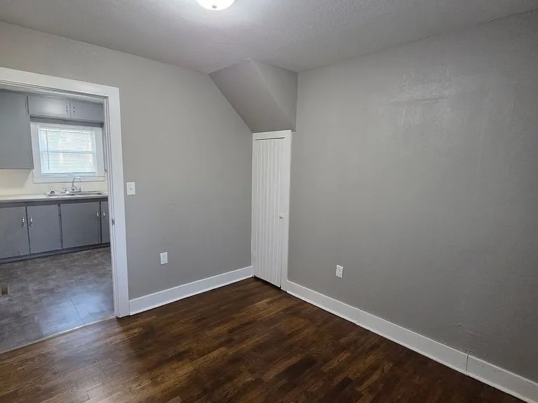 938 S Hiram St — Photo 12